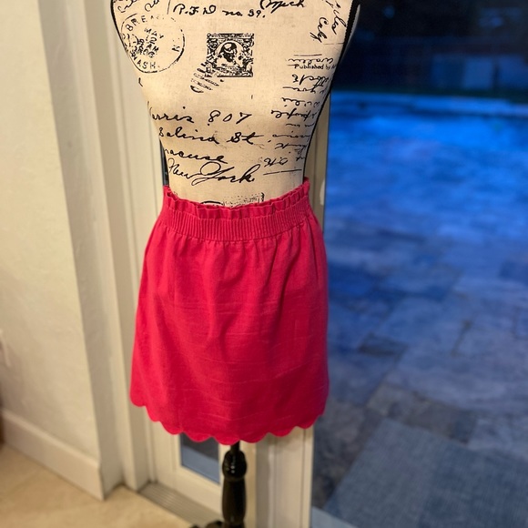 Bright pink skirt - Picture 4 of 5